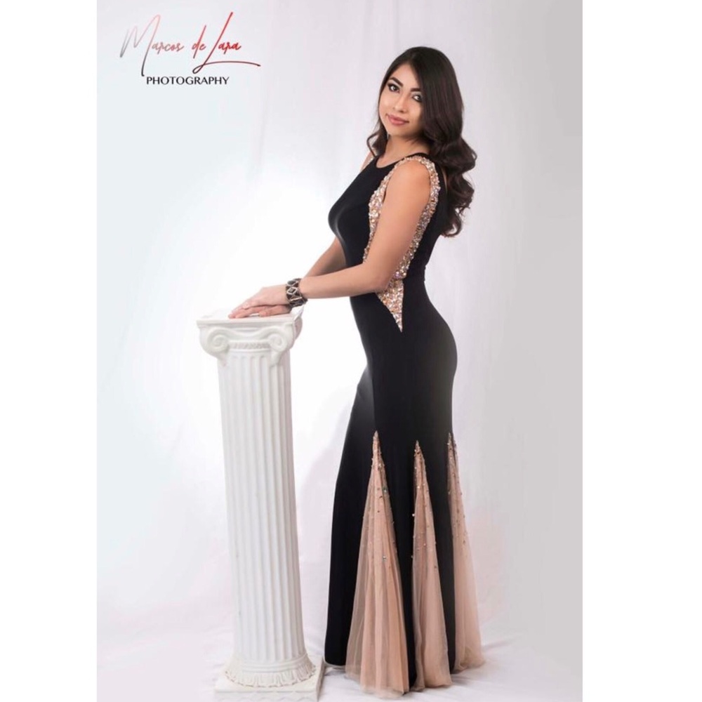 A glamorous mermaid fit dress